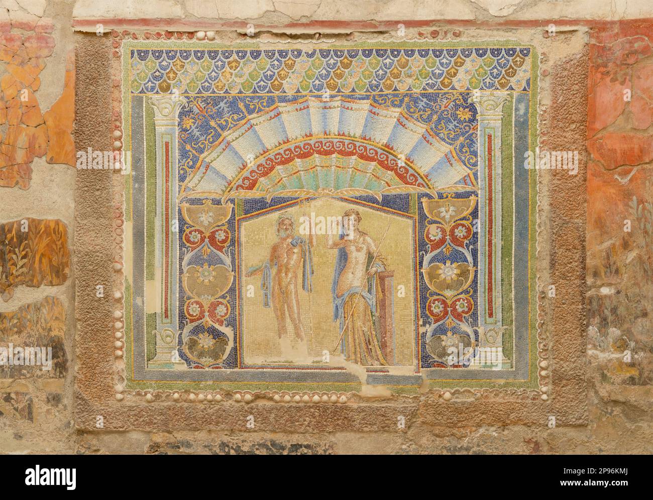 Herculanum découvert. Herculanum a été enterré sous la cendre volcanique et la pierre ponce dans l'éruption du Vésuve en 79. Ercolano, Campanie, Italie . Neptune et Amphitrite (romain: Salacia), mosaïque murale dans la Maison numéro 22. Maison de la Mosaïque de Neptune Banque D'Images