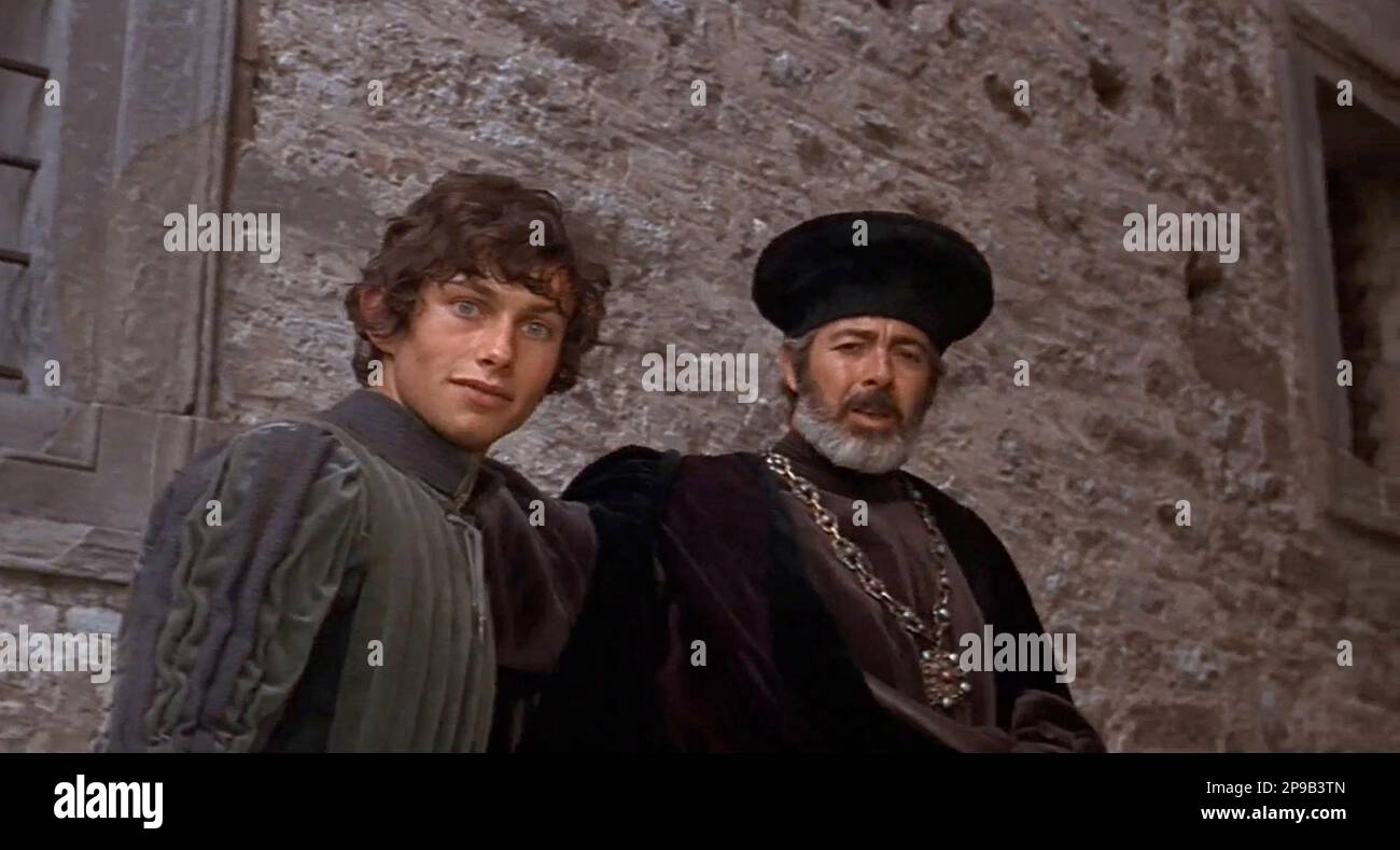 Londres. Bruce Robinson et Antonio Pierfederici dans une scène en (C)Dino de Laurentis/Paramount Pictures film, Romeo et Juliet (1968) Directeur:Franco Zeffirelli écrivain: Franco Brussati, Masolino d'Amico, Franco Zeffirelli Source:William Shakespeare joue avec le même titre. REF:LMK110-SLIB280223-001 fourni par LMKMEDIA. Éditorial uniquement. Landmark Media n'est pas le propriétaire des droits d'auteur de ces images de films ou de téléviseurs, mais fournit un service uniquement pour les médias reconnus. pictures@lmkmedia.com Banque D'Images