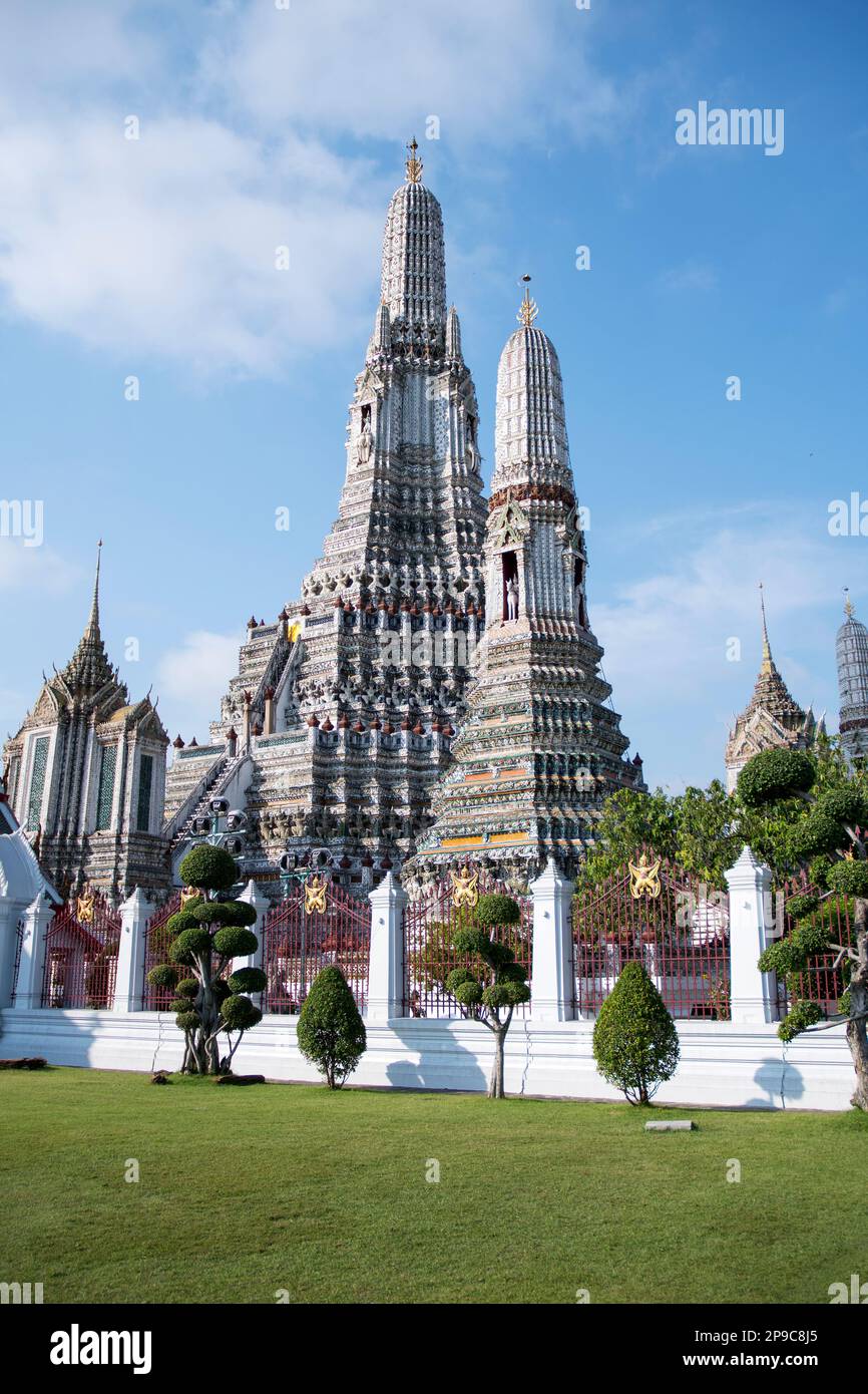 Wat Arun ou Temple de l'Aube est un temple bouddhiste à Bangkok. Wat Arun est l'un des plus connus de Thaïlande repère rk Banque D'Images