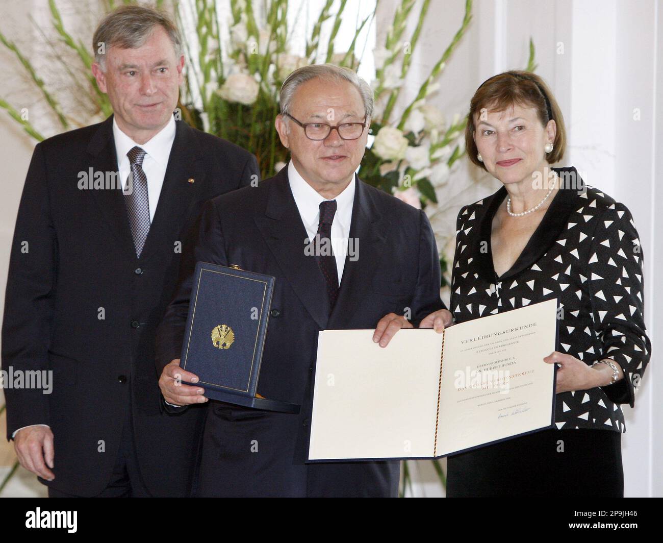 Bundespraesident Horst Koehler, links, und seine Ehefrau Eva Luise ...