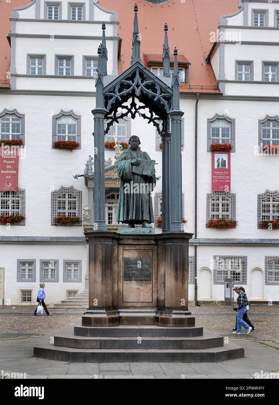 Das LutherDenkmal ist am Montag, 15. Sept. 2008, auf dem Marktplatz in