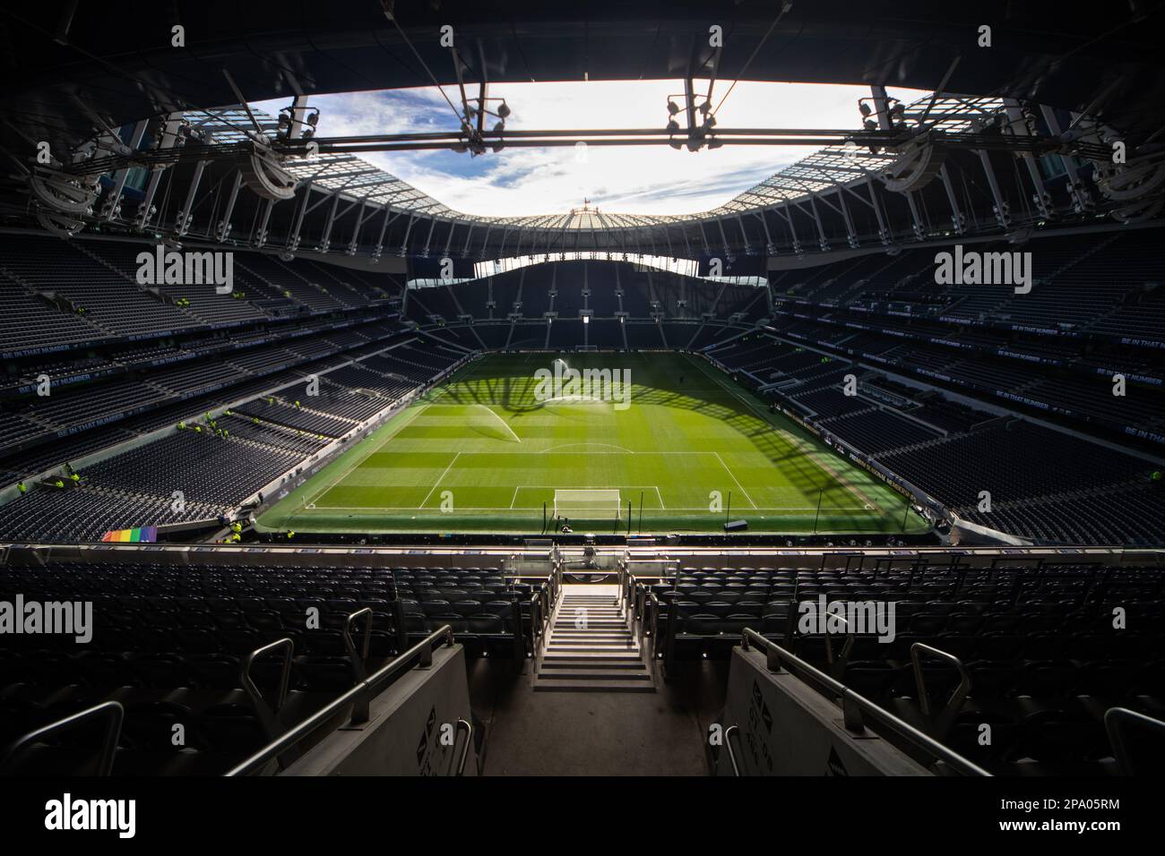 Vue générale du stade Tottenham Hotspur avant le match de la Premier League Tottenham Hotspur vs Nottingham Forest au stade Tottenham Hotspur, Londres, Royaume-Uni, 11th mars 2023 (photo de Ritchie Sumpter/News Images) Banque D'Images
