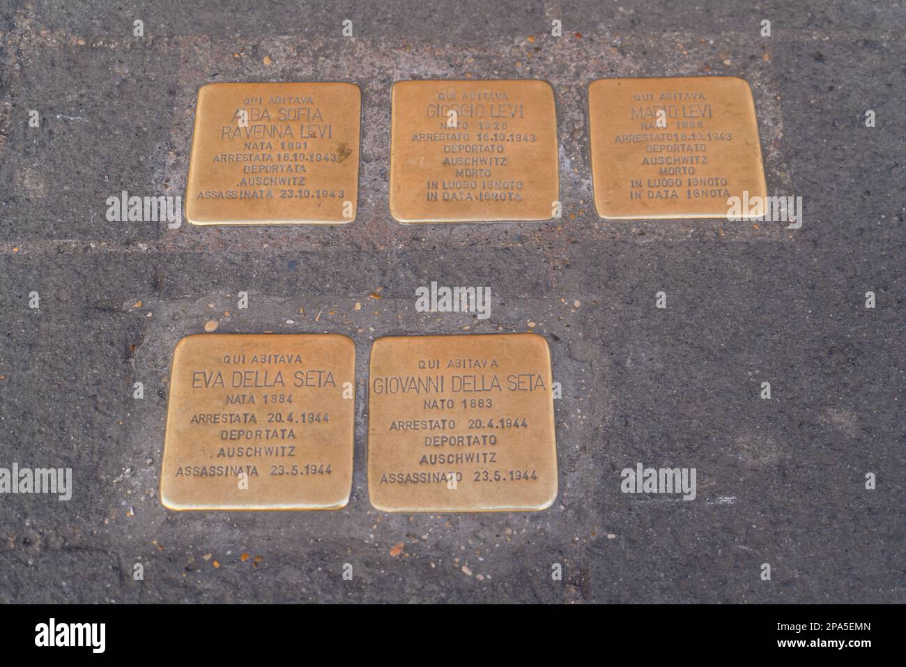 Pierres d'achoppement (stolpersteine) pour les victimes de l'Holocauste, Rome, Italie Banque D'Images