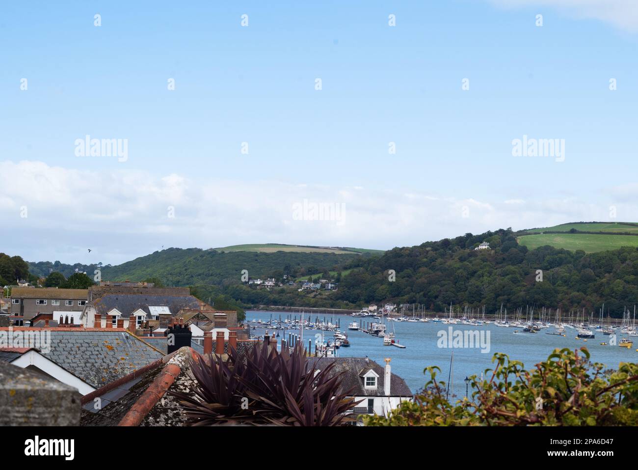 Belles rives de la rivière Dart. Dartmouth, Devon, Royaume-Uni. 26.09.2022 Banque D'Images