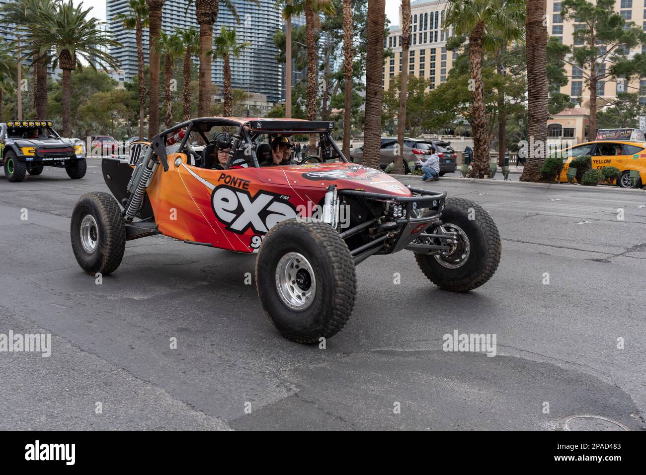 2023 BFGoodrich Tires Mint 400 débute le week-end de course avec une parade de véhicules sur le Strip de Las Vegas. Banque D'Images