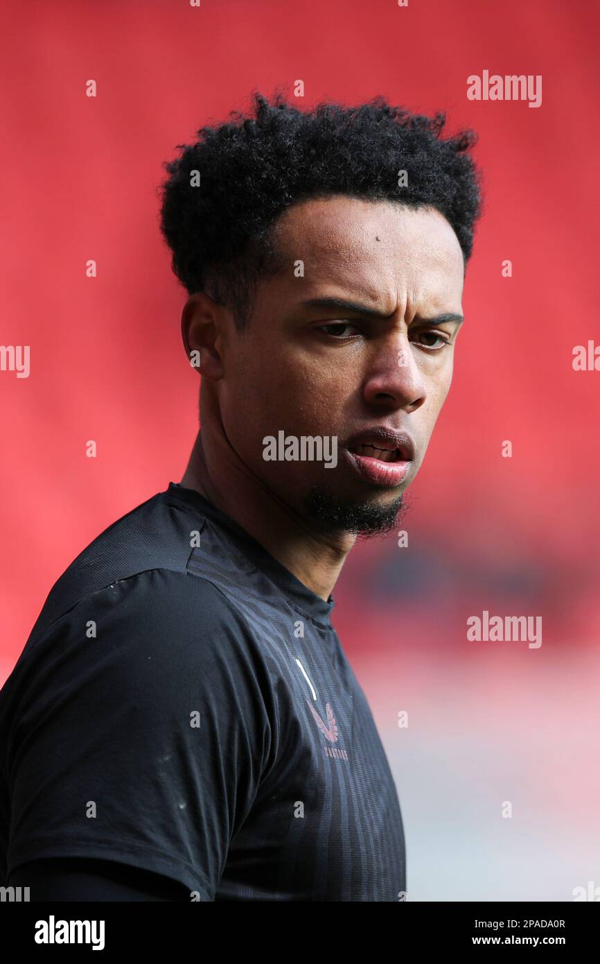 Joe Wollacott de Charlton Athletic lors du match Sky Bet League 1 entre Charlton Athletic et Accrington Stanley à The Valley, Londres, le samedi 11th mars 2023. (Photo : Tom West | MI News) Credit: MI News & Sport /Alay Live News Banque D'Images