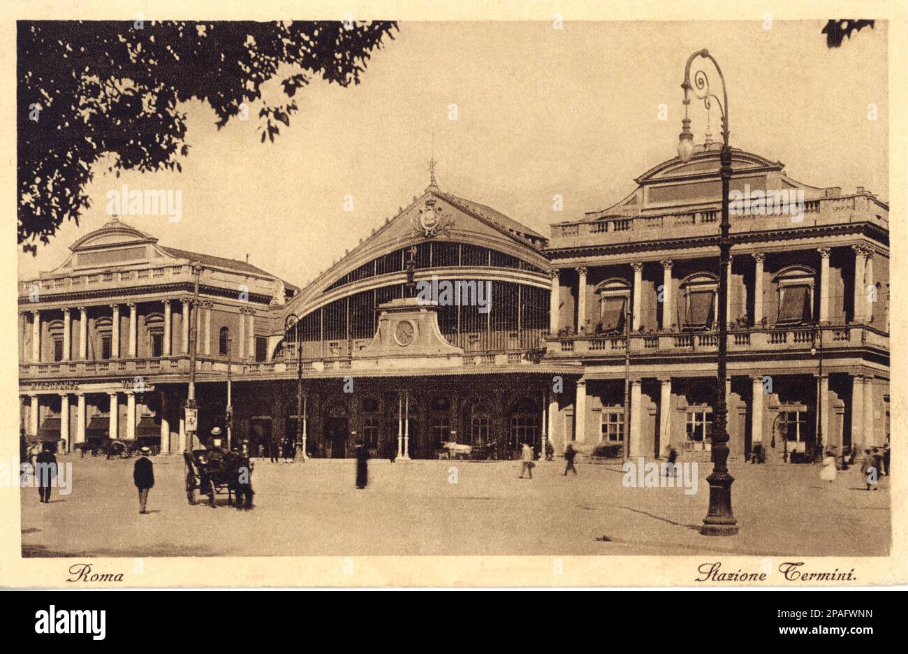 1910 CA , ROMA, ITALIE : la GARE TERMINI - TRAM - TRENO - FS - FERROVIE - stazione ferroviaria - Architettura - architecture - ITALIA - FOTO STORICHE - HISTOIRE - GEOGRAFIA - GÉOGRAPHIE - ROME - ---- ARCHIVIO GBB Banque D'Images