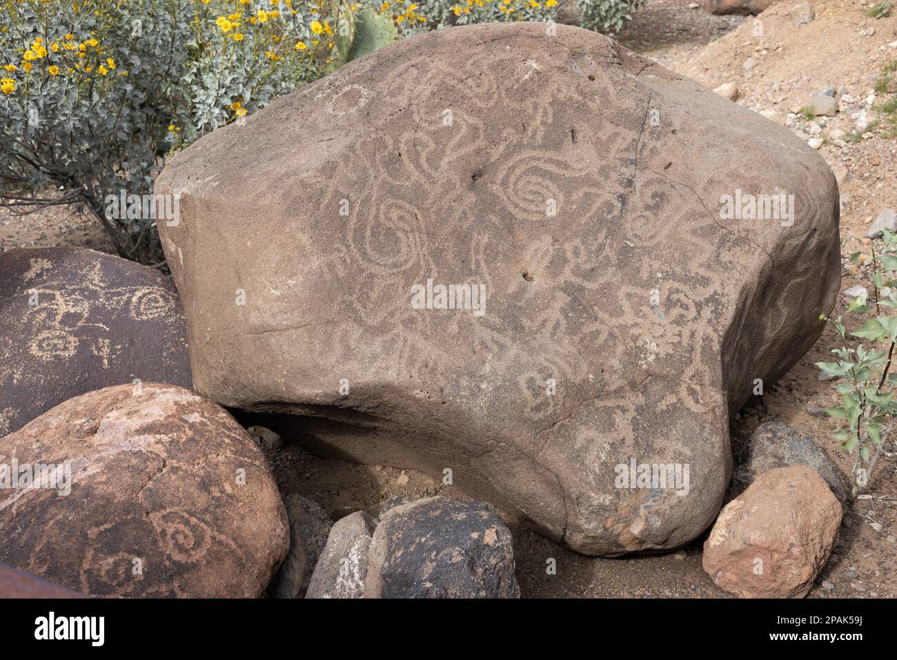 Pétroglyphes exposés au lac Pleasant à Peoria, en Arizona. Banque D'Images