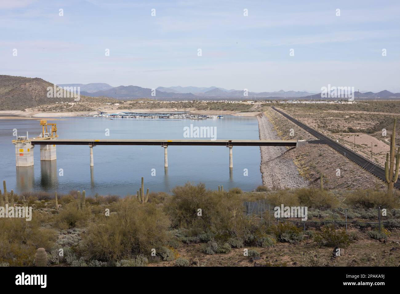 Nouveau barrage de Waddell au lac Pleasant à Peoria, Arizona. Banque D'Images