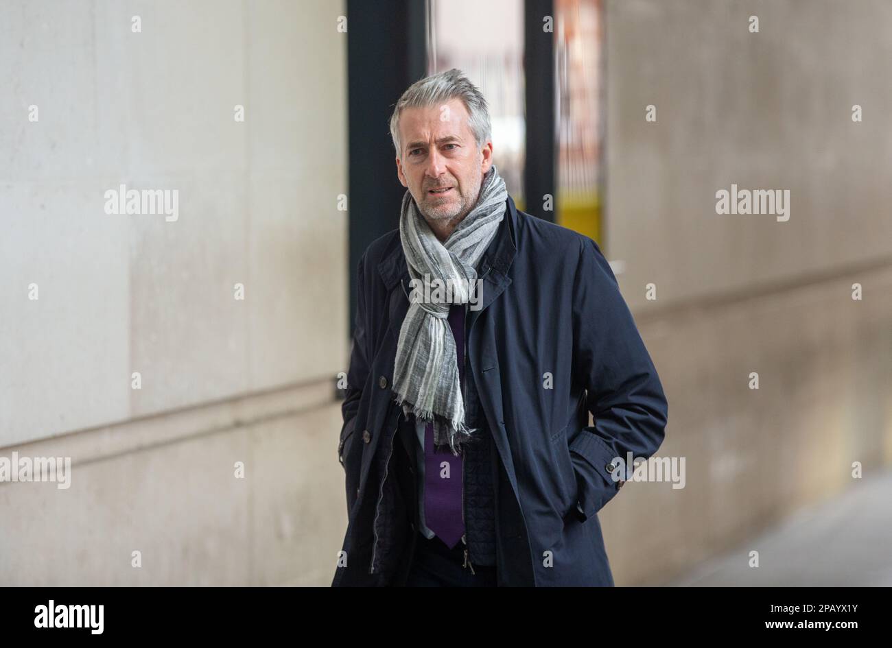 Londres, Angleterre, Royaume-Uni. 12th mars 2023. Peter SALMON, ancien directeur de BBC North, est vu à l'extérieur de BBC New Broadcasting House après avoir comparu dimanche dans un salon politique avec Laura Kuenssberg. (Credit image: © Tayfun Salci/ZUMA Press Wire) USAGE ÉDITORIAL SEULEMENT! Non destiné À un usage commercial ! Crédit : ZUMA Press, Inc./Alay Live News Banque D'Images