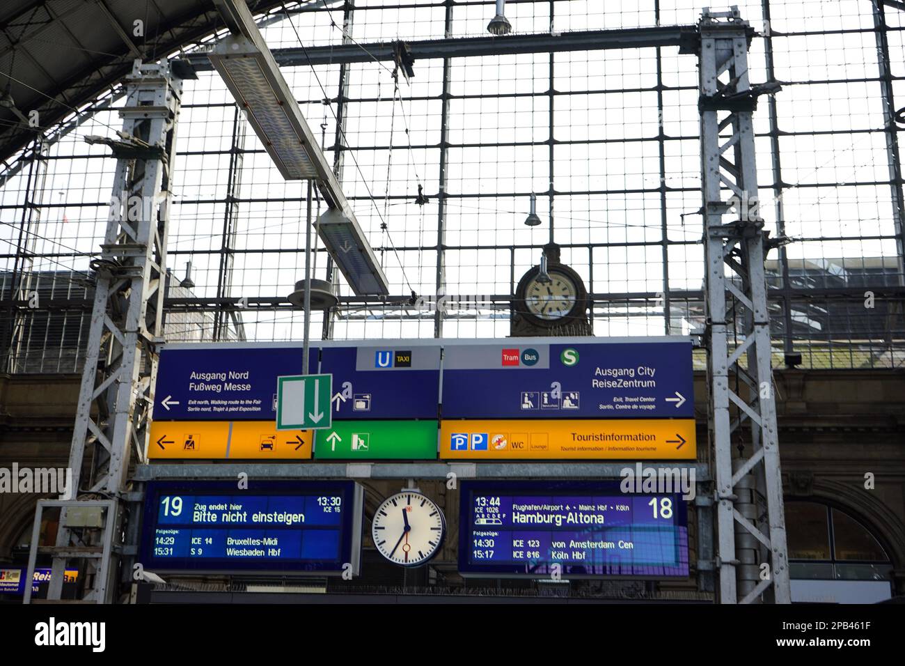 Gare centrale de Francfort (main), er (), Hbf, Francfort, Allemagne, Europe Banque D'Images