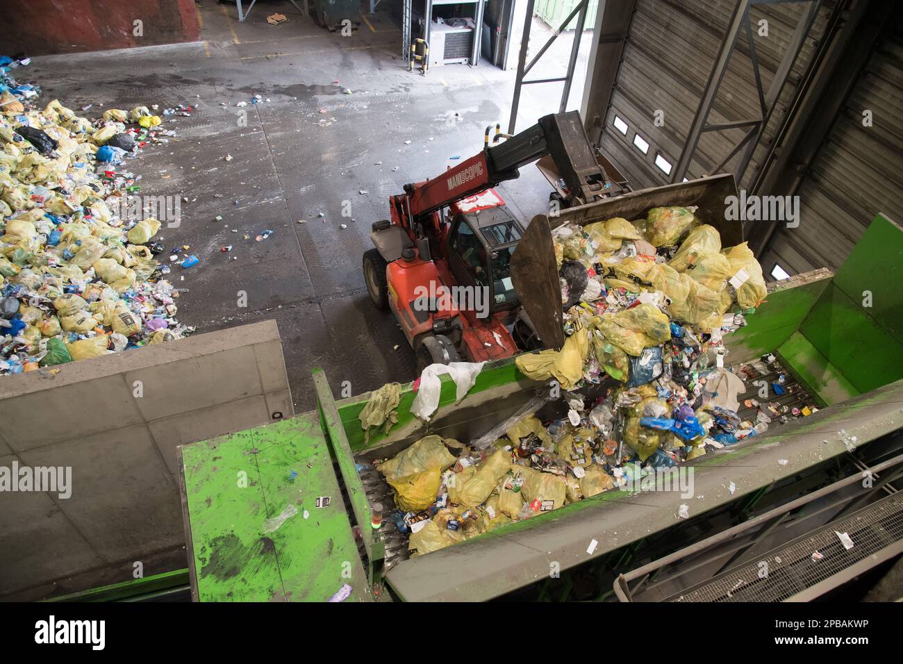 Installation municipale de récupération des déchets solides à Gdansk, Pologne © Wojciech Strozyk / Alamy stock photo Banque D'Images