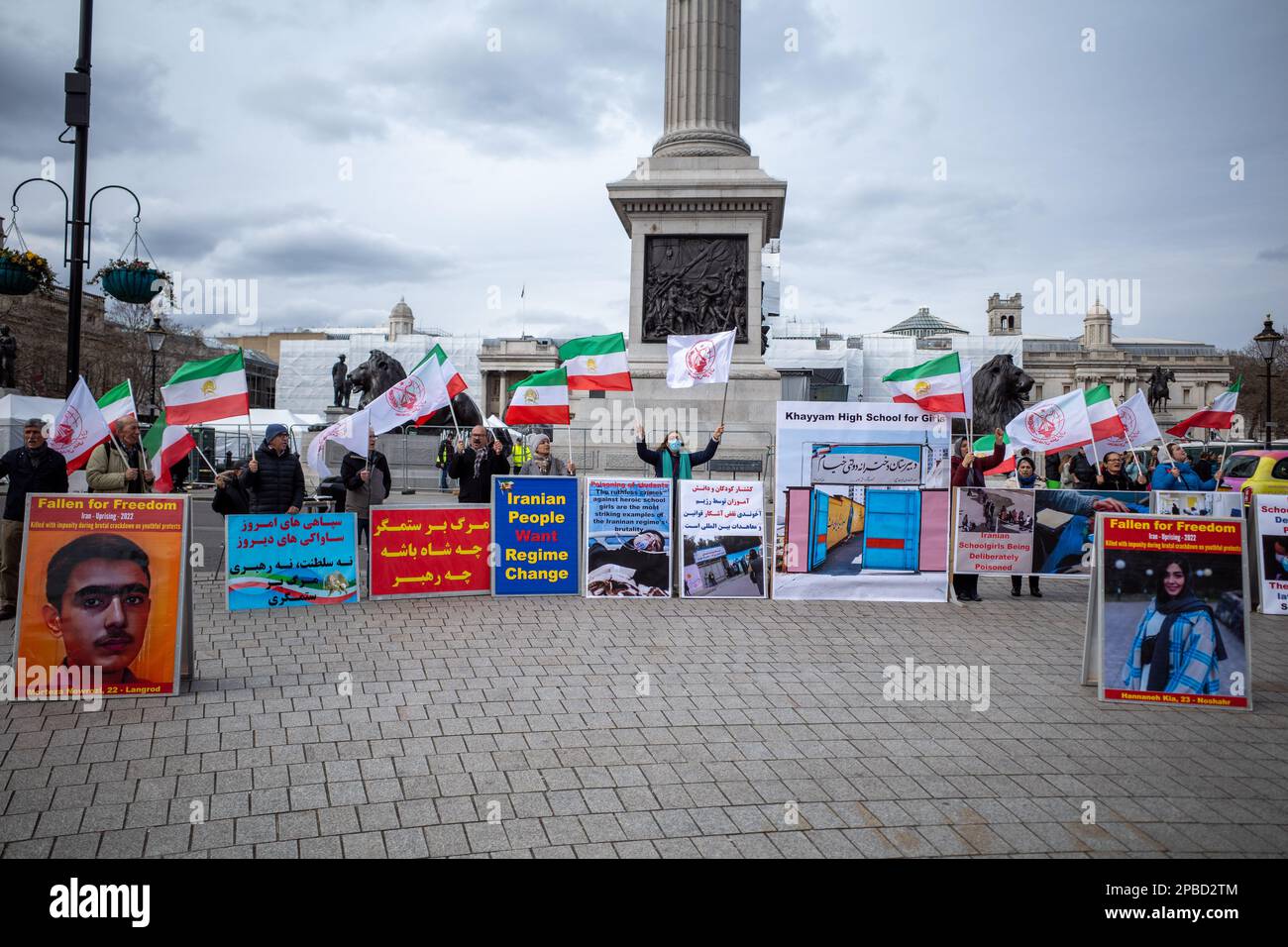 Les Iraniens tiennent un rassemblement de protestation sur Trafalgar Square pour exprimer leur solidarité avec le soulèvement national iranien contre le régime des mollahs. 11th 23 mars. Banque D'Images