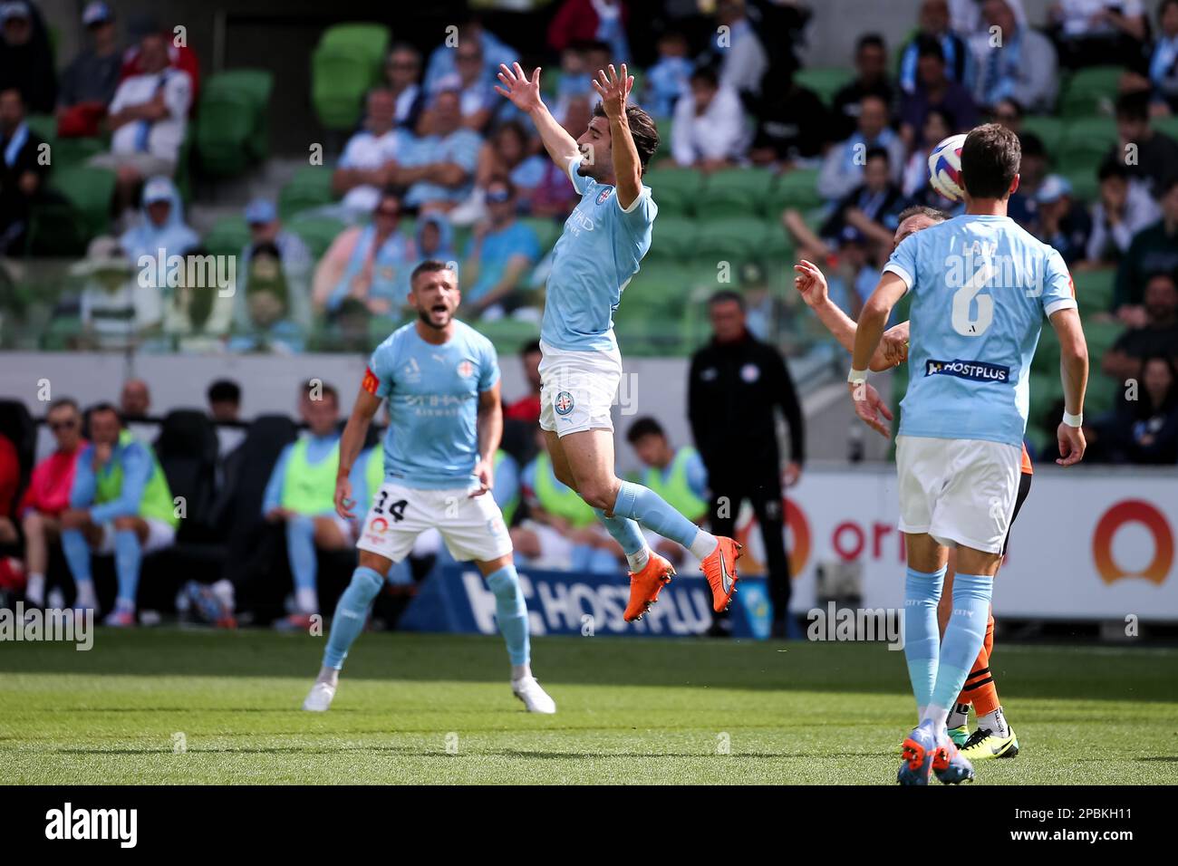 Melbourne, Australie, 12 mars 2023. Callum Talbot du Melbourne City FC dirige le ballon lors du match De football masculin A-League entre Melbourne City et Brisbane Roar à l'AAMI Park on 12 mars 2022 à Melbourne, en Australie. Crédit : Dave Helison/Alamy Live News Banque D'Images