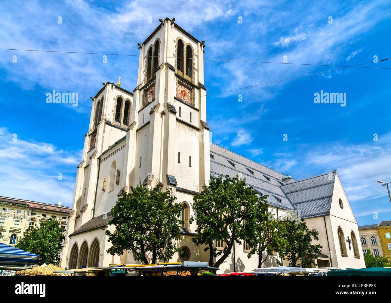 Vue sur l'église Saint Andrew de Salzbourg, Autriche Banque D'Images