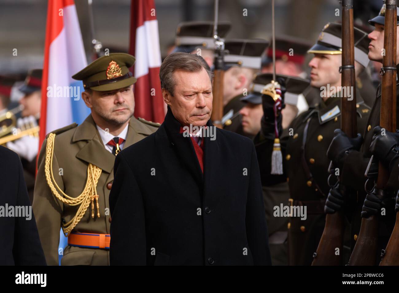 RIGA, LETTONIE. 13th mars 2023. Son Altesse Royale le Grand-Duc de Luxembourg arrivée au château de Riga Banque D'Images