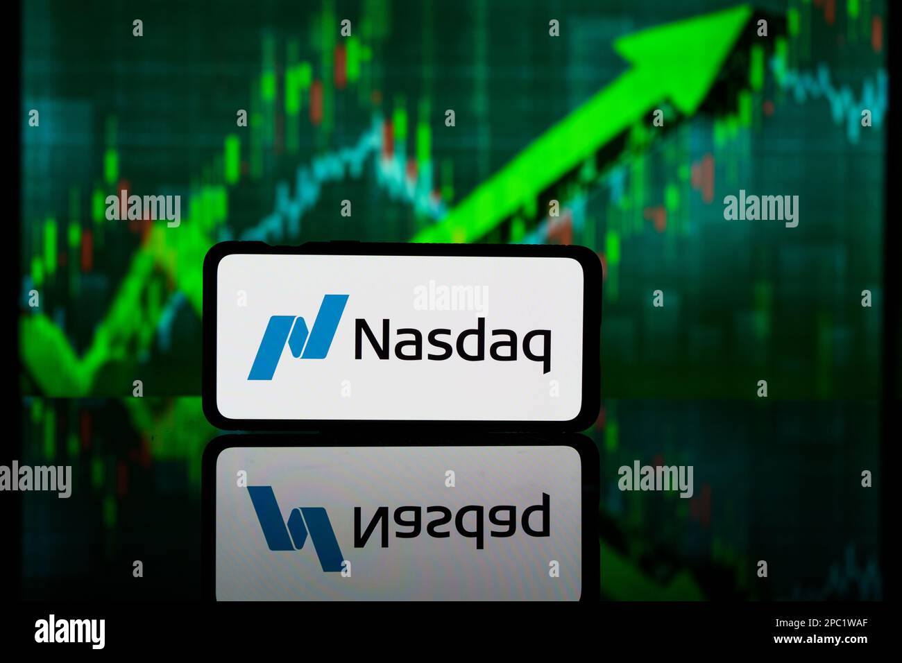 New York, États-Unis d'Amérique - 2023 10 mars: Marché boursier NASDAQ . Nasdaq succès financier et profit Banque D'Images