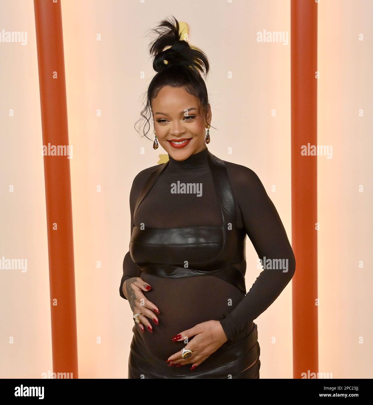 Rihanna participe aux Oscars annuels 95th au Dolby Theatre, dans la section hollywoodienne de Los Angeles, dimanche, à 12 mars 2023. Photo de Jim Ruymen/UPI Banque D'Images