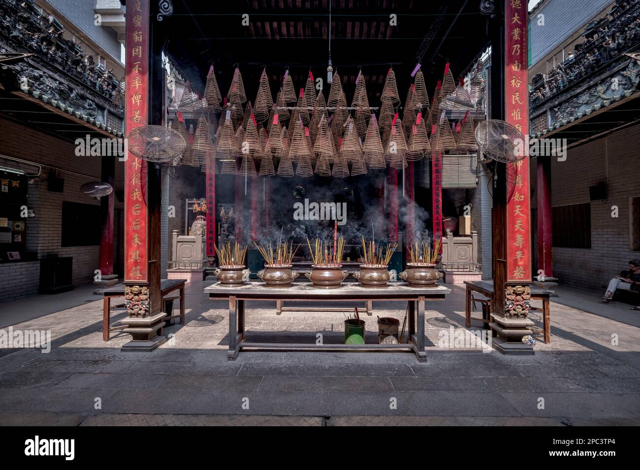 Le Temple Thien Hau, (Tue Thanh Guildhall), est un temple de style chinois de la Déesse chinoise de la mer, Mazu sur la rue Nguyễn Trãi à Ho Chi Minh ville, Banque D'Images