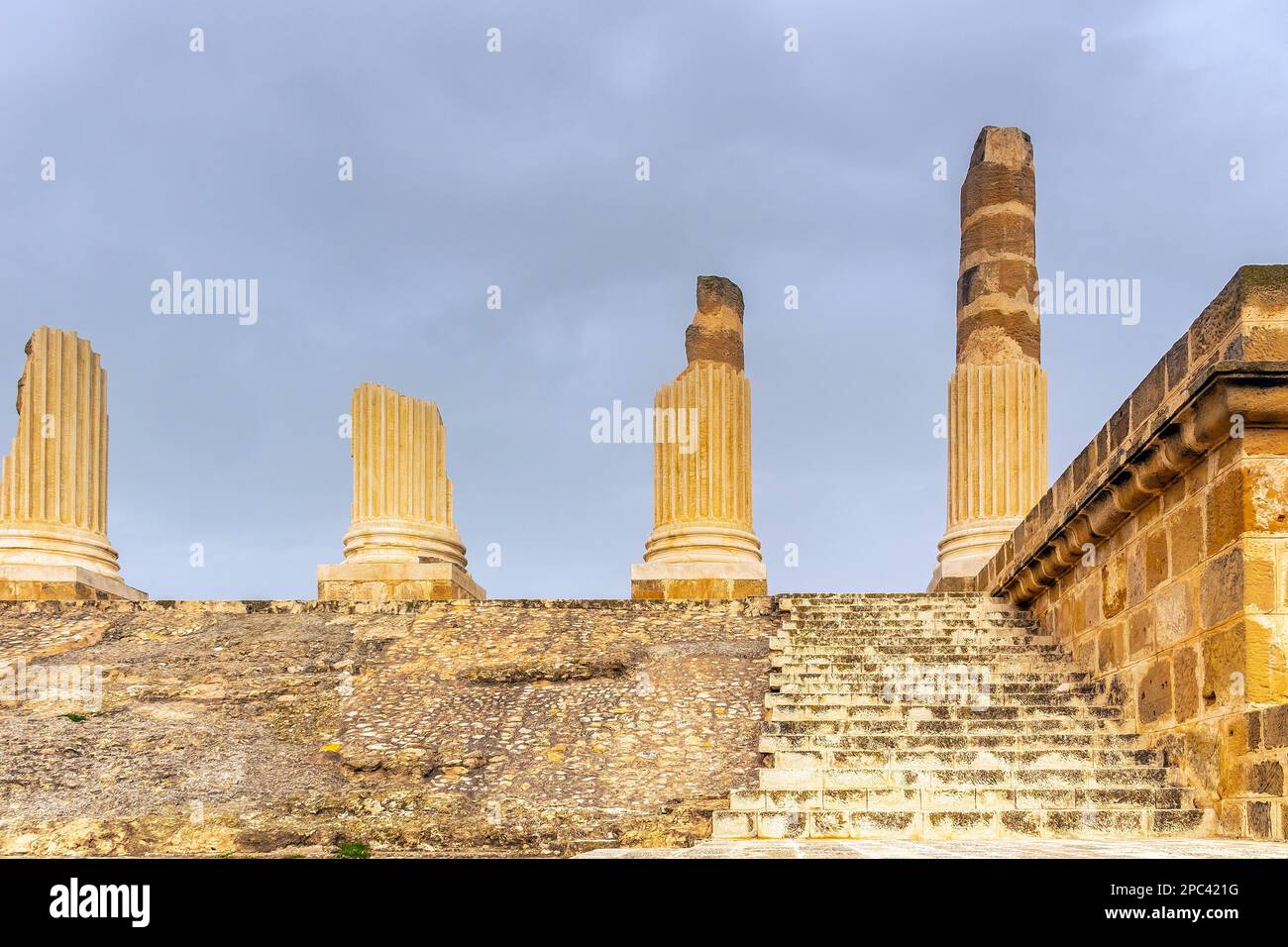 Découvrir Uthina. Site archéologique remarquable de la Tunisie sur la route de Zaghouan Banque D'Images