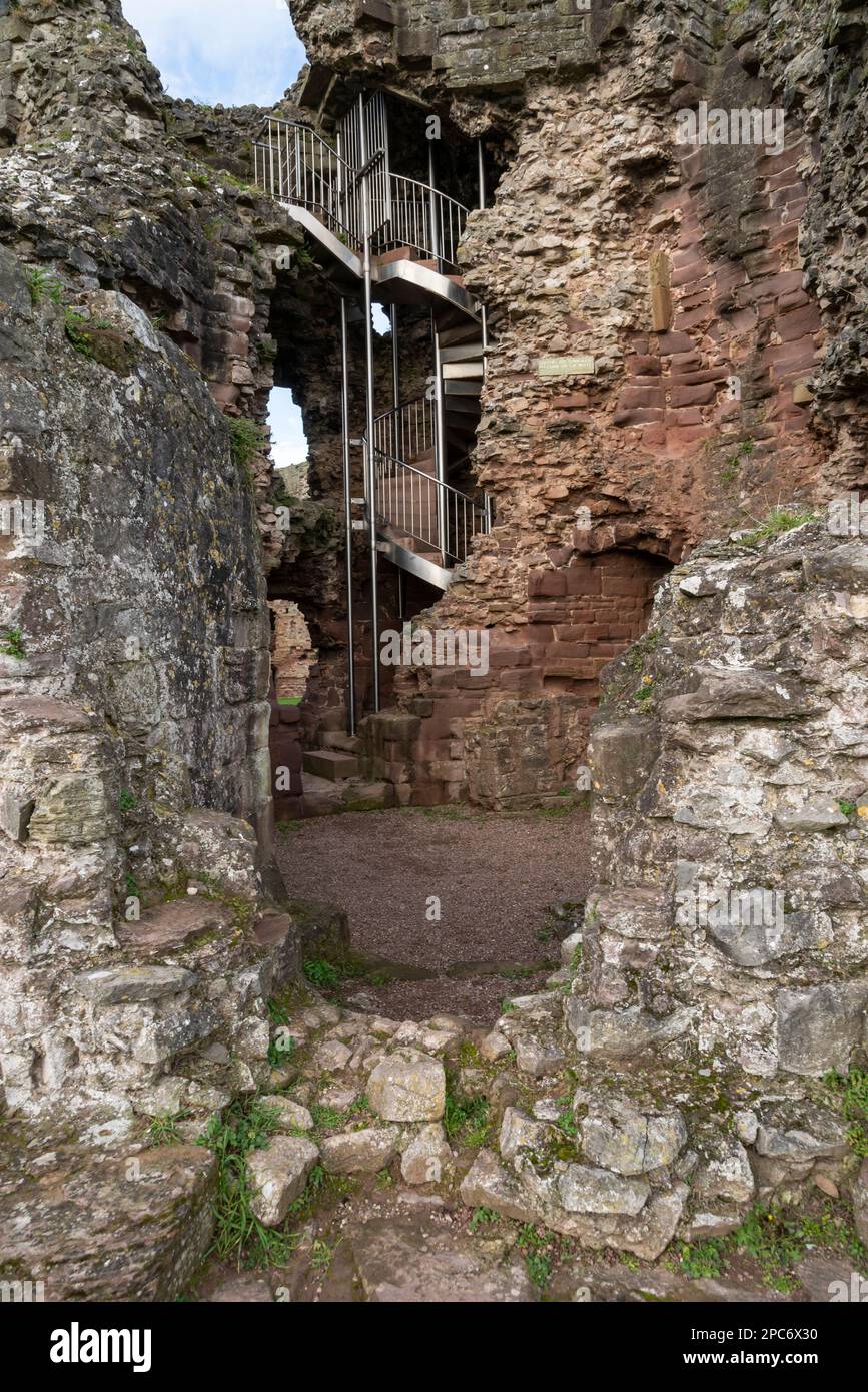 Château de Rhuddlan, Denbighshire, pays de Galles du Nord. Banque D'Images