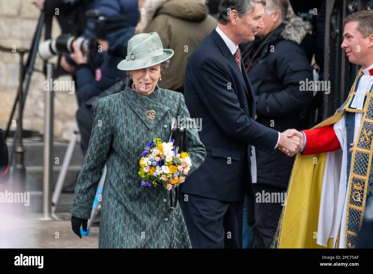 Londres, Royaume-Uni. 13 mars 2023. La princesse Anne et Tim Lawrence quittent le Commonwealth Service à l'abbaye de Westminster qui a lieu depuis 1972 et célèbre les peuples et les cultures des 54 nations du Commonwealth. C'est le premier service auquel assiste le roi Charles, après le décès de la reine Elizabeth II Credit: Stephen Chung / Alamy Live News Banque D'Images