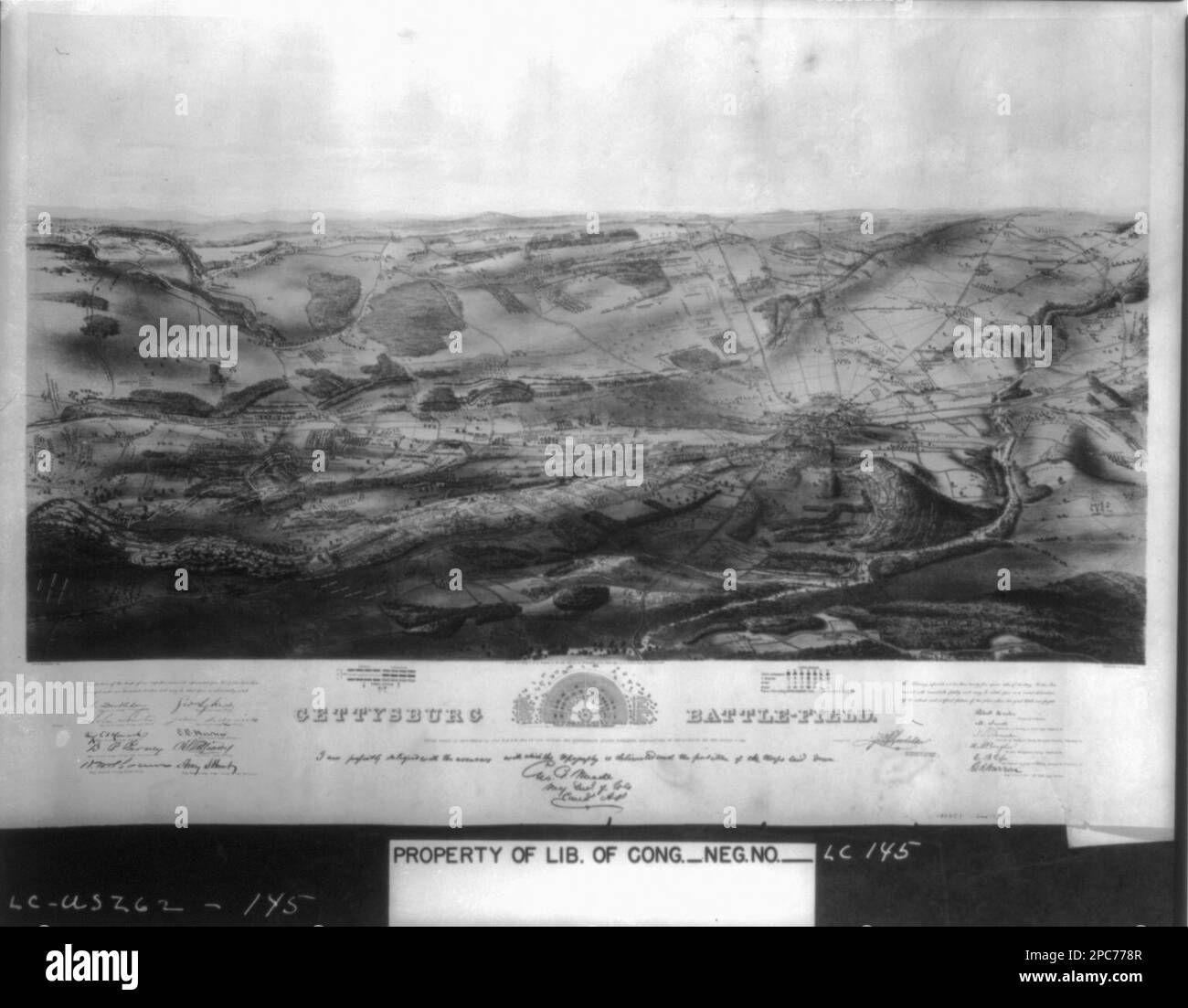 Champ de bataille de Gettysburg / JNO. B. Bachelder, DEL. ; Endicott & Co. Lith, New York. 1333C1(?) ÉTATS-UNIS Bureau du droit d'auteur, contient une petite carte du cimetière national des soldats montrant l'arrangement des tombes, les signatures (facimilies) des généraux vérifiant l'exactitude des positions des troupes comme indiqué sur la carte. États-Unis, Histoire, Guerre civile, 1861-1865, champs de bataille, Gettysburg, bataille de, Gettysburg, Pa, 1863, Champs de bataille. Banque D'Images