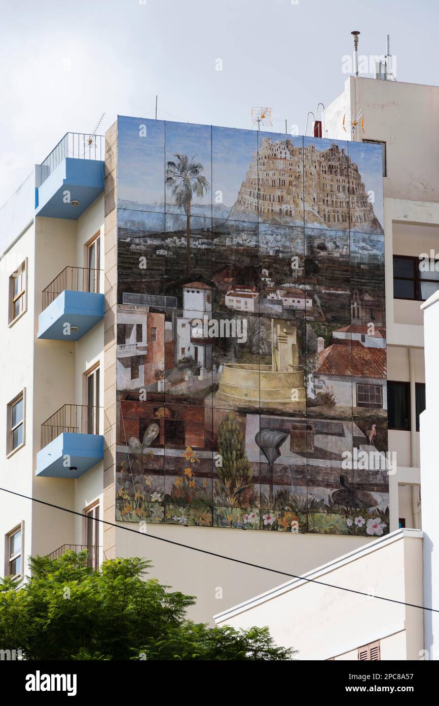 Peinture volcan-Torre de Babel, par Luis Mayo (2000), Los Llanos de Aridane, la Palma, Espagne, Europe Banque D'Images