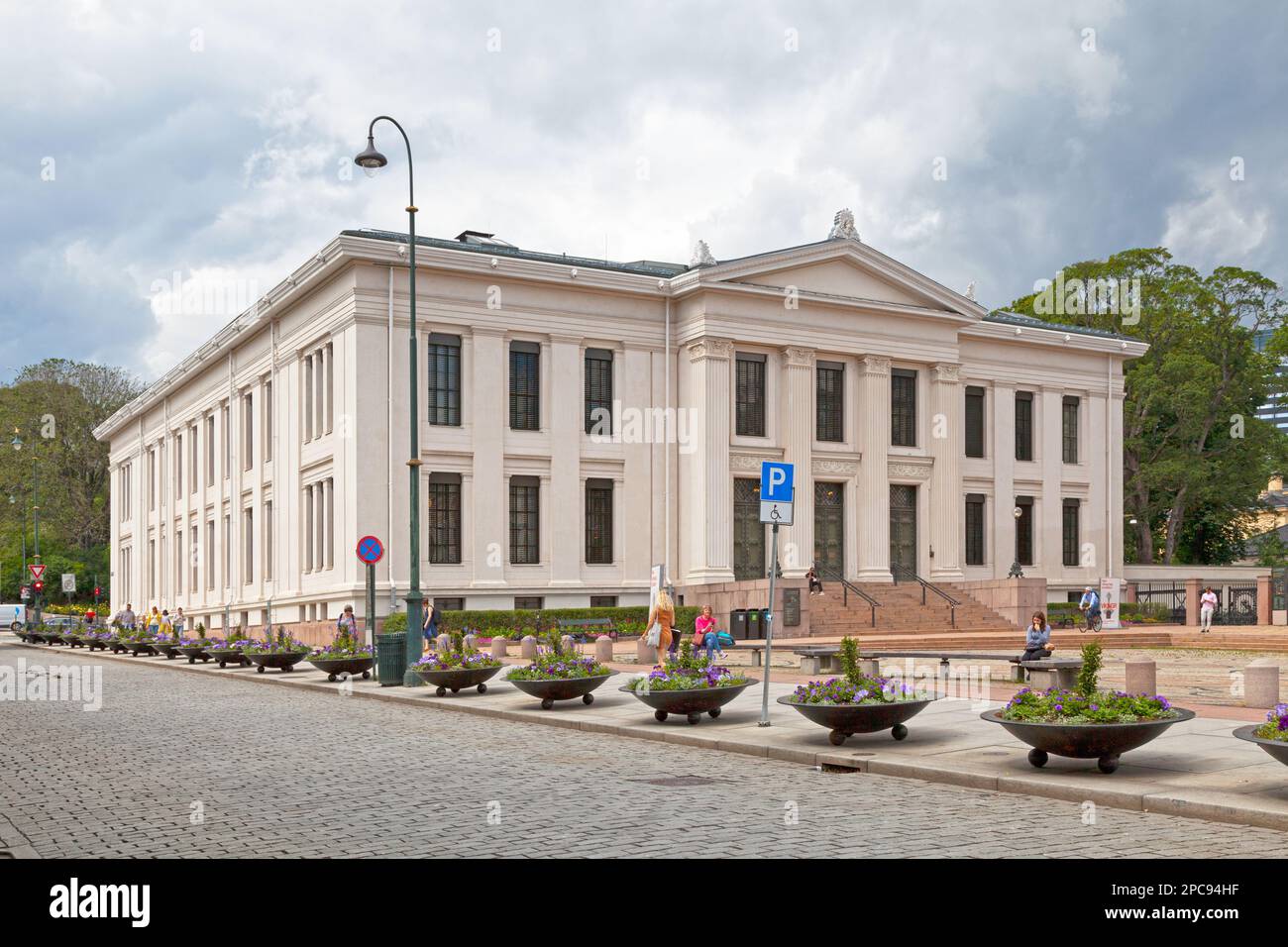 Oslo, Norvège - 26 juin 2019 : la Bibliothèque de Domus de la faculté de droit comprend la bibliothèque de droit, les SALLES INFORMATIQUES, les salles de conférence et les bureaux des professeurs Banque D'Images
