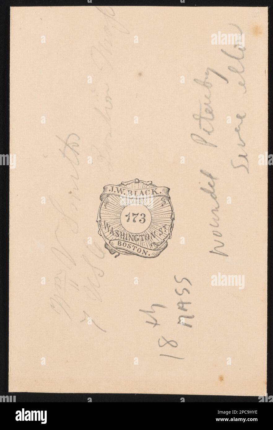 Lieutenant-colonel William V. Smith de Co C, 18th Massachusetts Infantry Regiment, Co H, 44th Massachusetts Infantry Regiment and Co G, 7th États-Unis Régiment d'infanterie de troupes colorées en uniforme / J.W. Black, 173 Washington St., Boston. Collection de photos de la guerre civile de la famille Liljenquist , pp/papier liljpaper. Smith, William V, 1840-1920, États-Unis, Army, Colored Infantry Regiment, 7th (1863-1866), People, États-Unis, Army, Massachusetts Infantry Regiment, 18th (1861-1864), People, États-Unis, Army, Massachusetts Infantry Regiment, 44th (1862-1863), People, Soldiers, Union, 1860-1870, Mili Banque D'Images