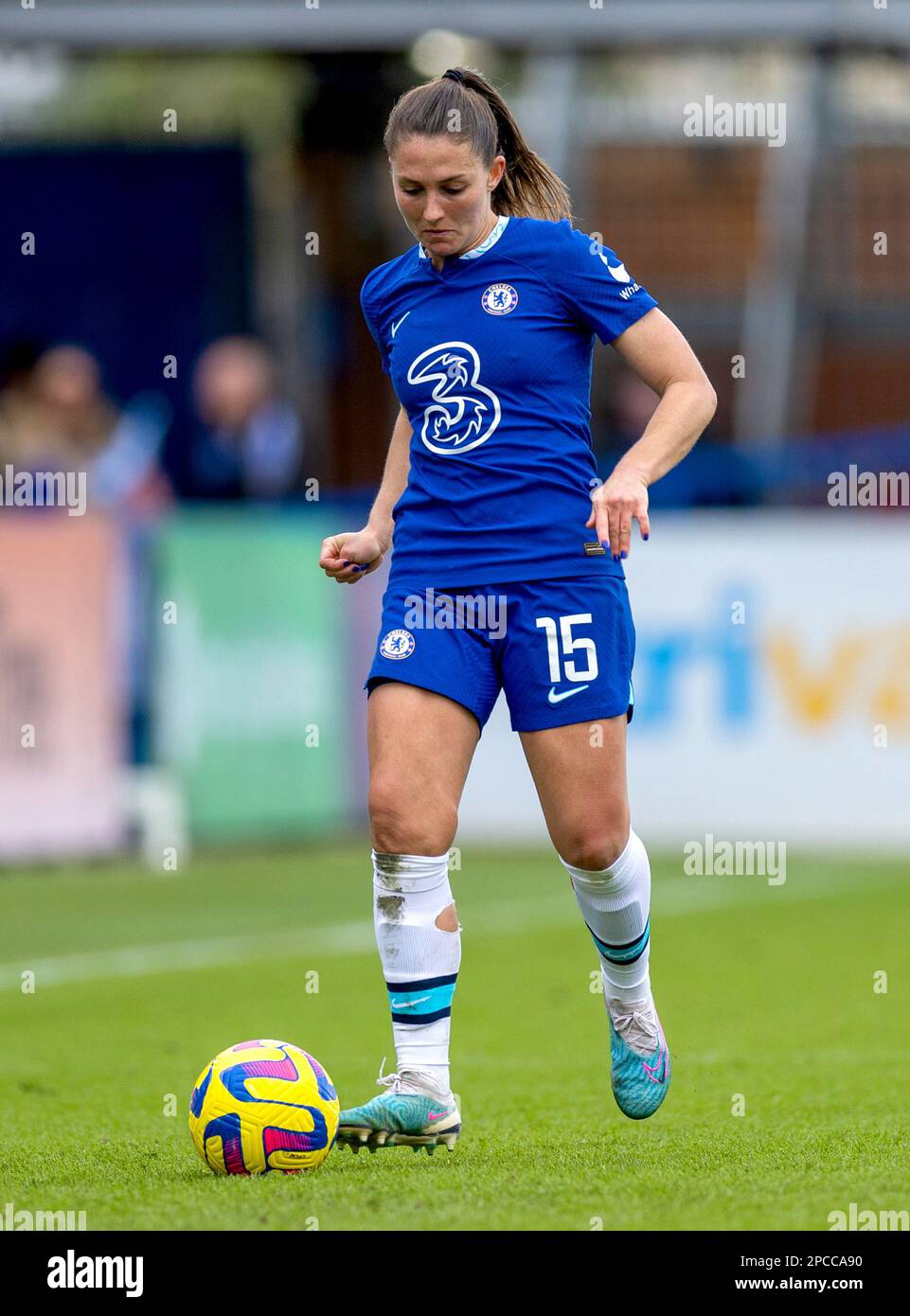 Eve Perisset de Chelsea pendant le match de la Barclays Women's Super League à Kingsmeadow, Londres. Date de la photo: Dimanche 12 mars 2023. Banque D'Images
