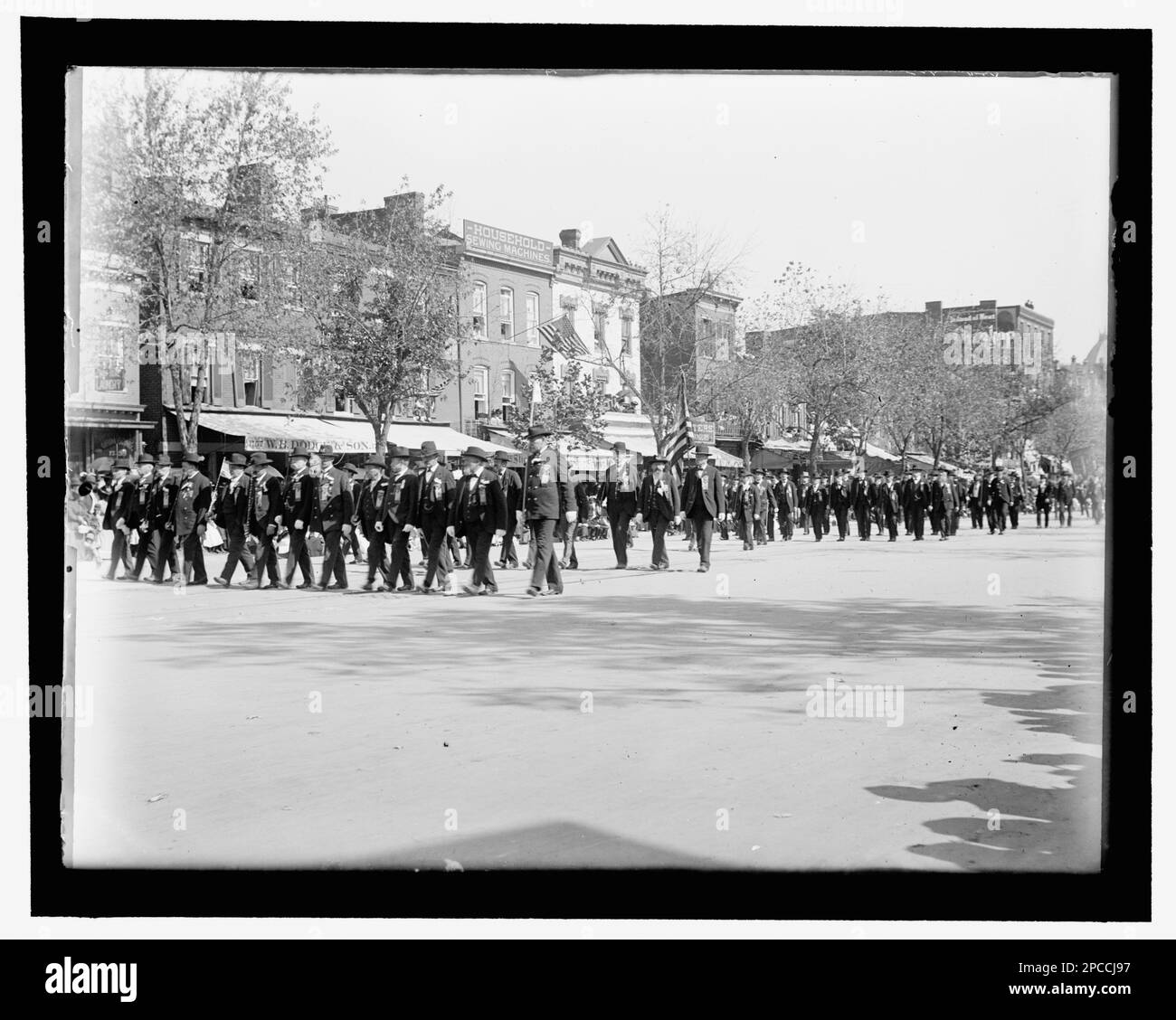 Un grand poste dans la grande parade. Le campement national 36th du G.A.R, Wash, D.C. 5 au 11 octobre 1902, no 17. Grande Armée de la République, campement national, (36th :, 1902 :, Washington, D.C.) , États-Unis, Histoire, Guerre civile, 1861-1865, Veterans, commémorations, Washington (D.C.), 1900-1910, défilés et cérémonies militaires, Washington (D.C.), 1900-1910. Banque D'Images