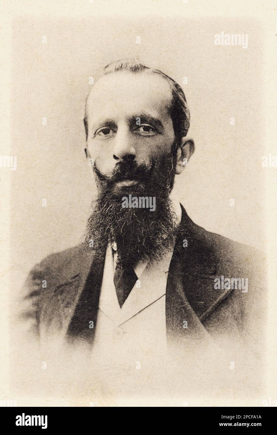Le dramaturge et écrivain italien ENRICO ANNIBALE BUTTI ( Milano 1868 - 1912 ) - LETTERATO - SCRITTORE - LETTERATURA - LITTÉRATURE - drammaturgo - dramatist - TEATRO - THÉÂTRE - Théâtre - commediografo - PORTRAIT - RITRATTO - HISTOIRE - FOTO STORICHE - barbe - barba - cravatta - tie ---- Archivio GBB Banque D'Images