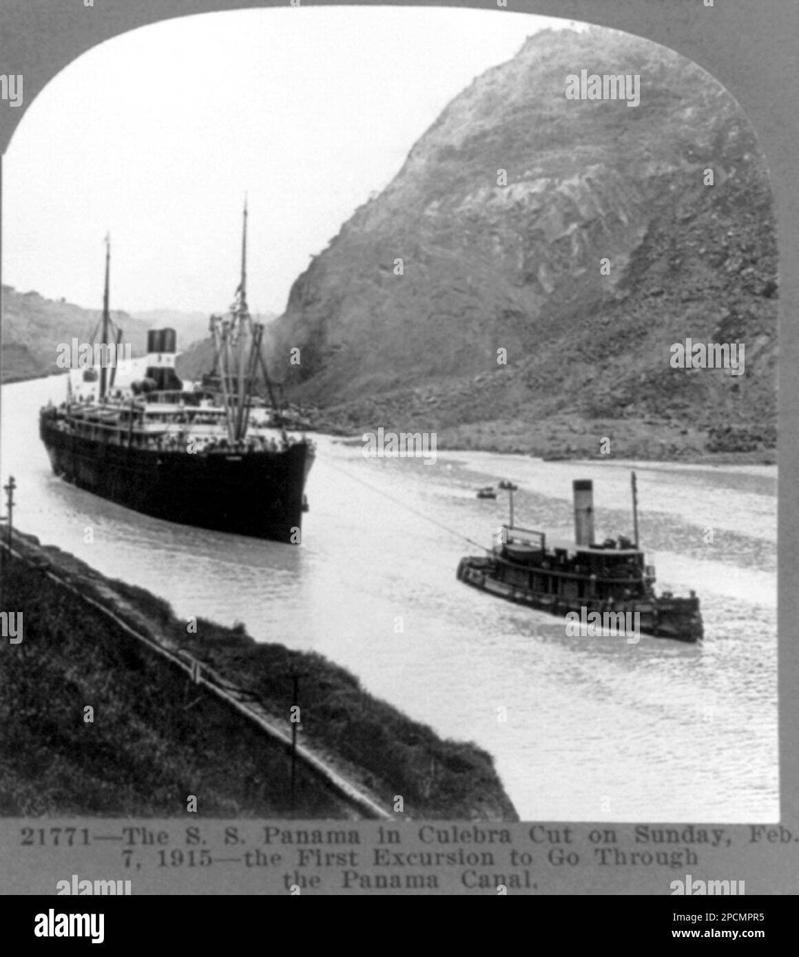 PANAMA : S.S. PANAMA à Culebra Cut le dimanche 7 février 1915 - la première excursion à travers le canal de Panama 1915 - GÉOGRAPHIE - GEOGRAFIA - FOTO STORICHE - HISTOIRE - HISTORIQUE - CANALE DI PANAMA - CENTRO AMERICA - CANAL DE PANAMA --- Archivio GBB Banque D'Images