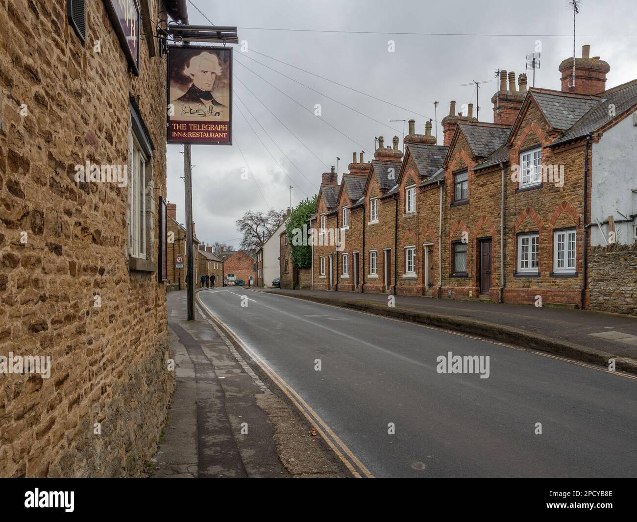Vue sur la rue dans le village de Molton, Northamptonshire, Royaume-Uni Banque D'Images