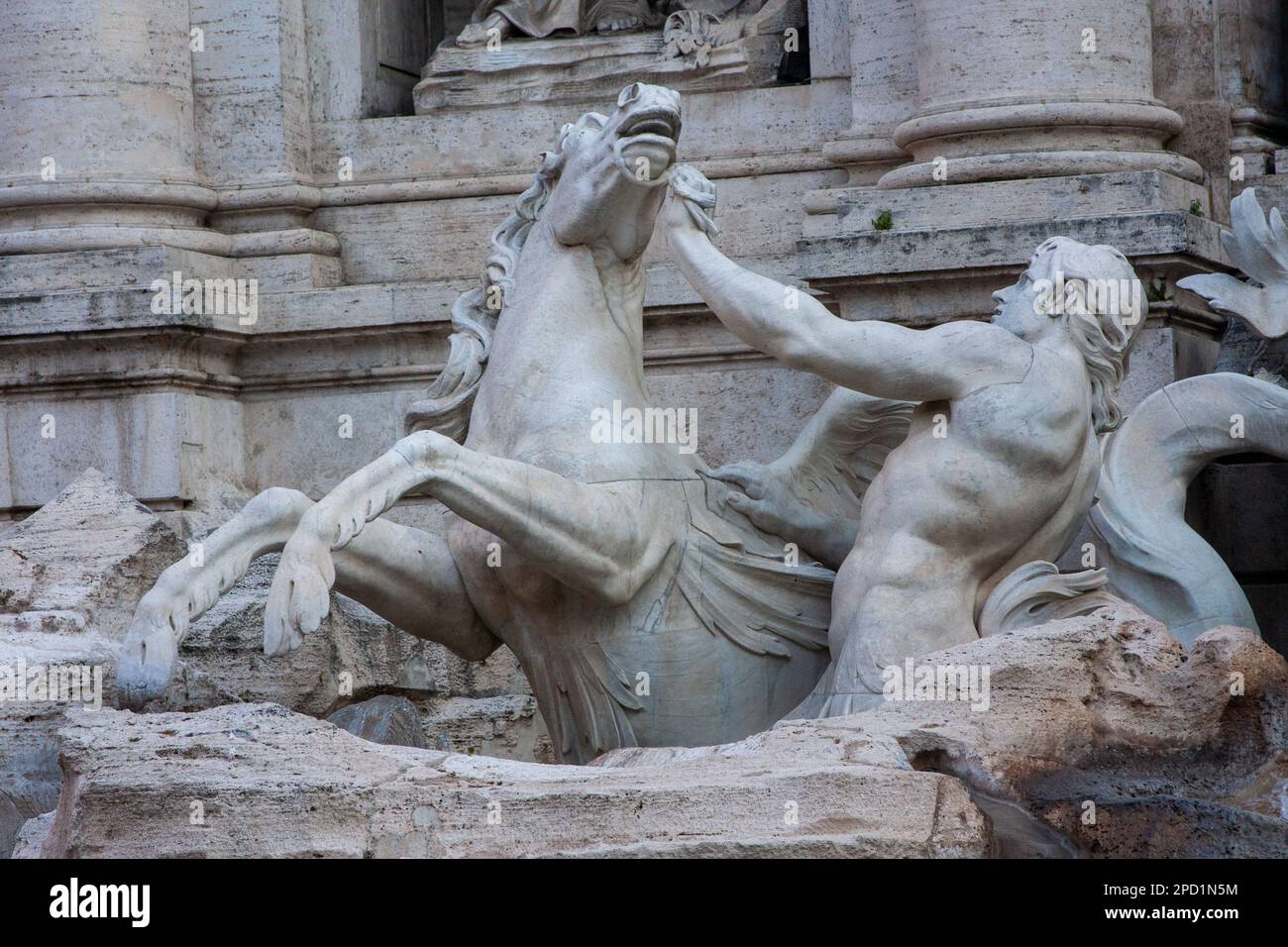 Italie, Rome, Fontana di Trevi conçu et construit par Nicola Salvi, Giuseppe Pannini et Gian Lorenzo Bernini Banque D'Images