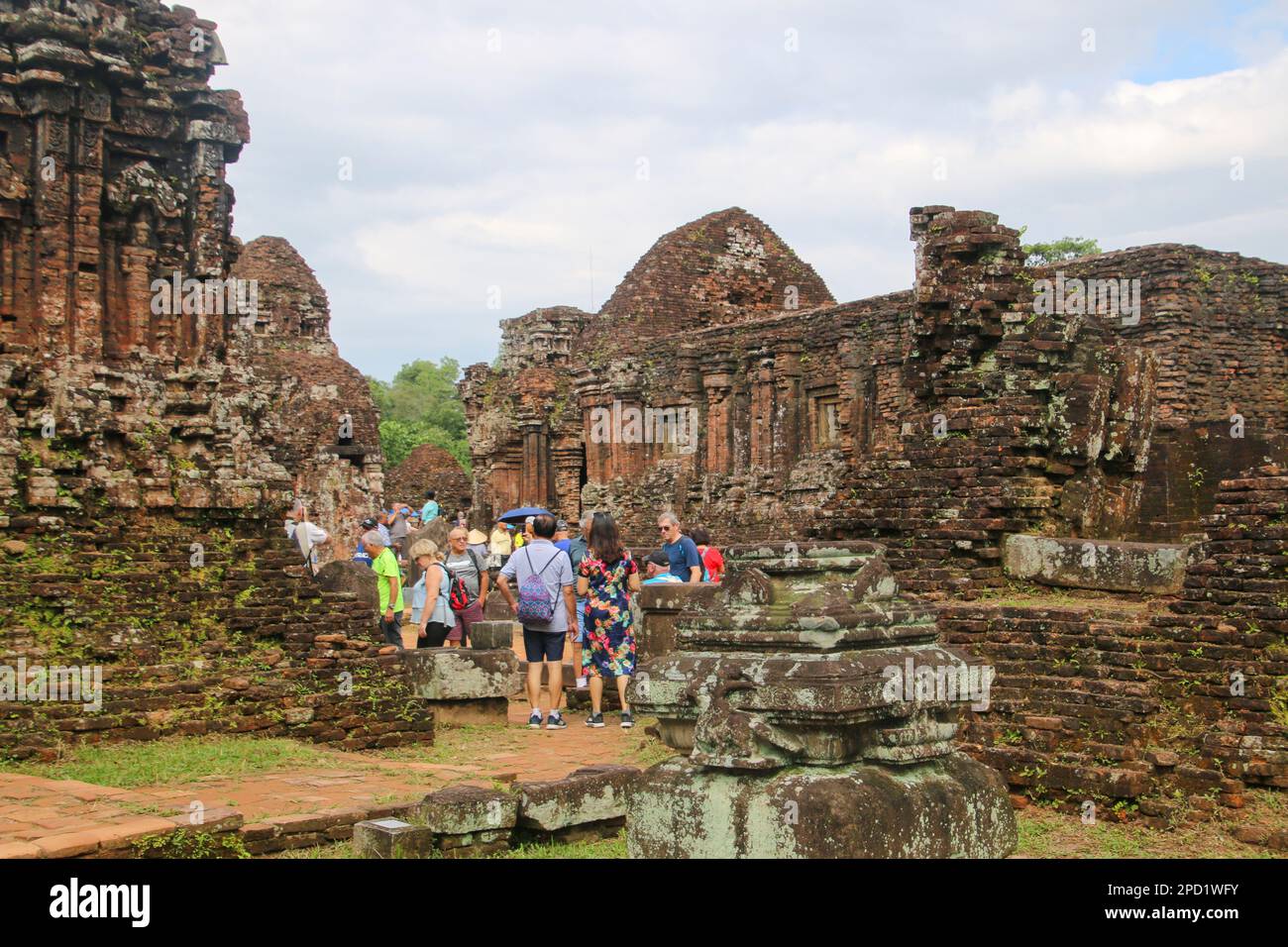 Ruines antiques de temple au Vietnam Banque D'Images