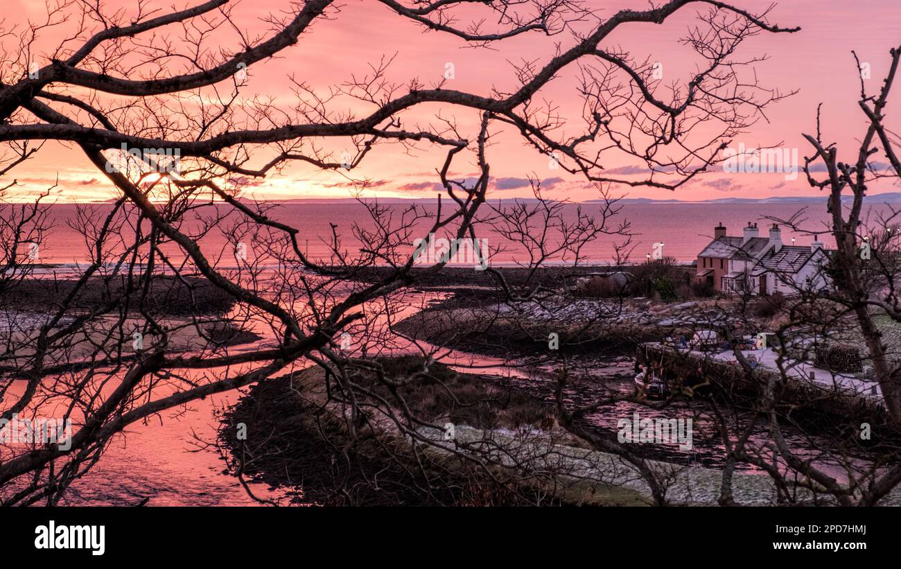 Aube sur la mer du Nord à Brora Banque D'Images