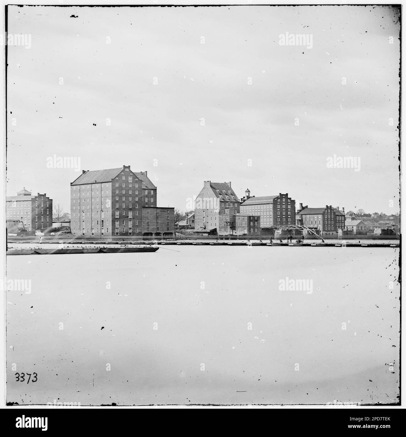 Richmond, Virginie. Usines de laine et pont de ponton. Photographies de guerre civile, 1861-1865 . États-Unis, Histoire, Guerre civile, 1861-1865. Banque D'Images