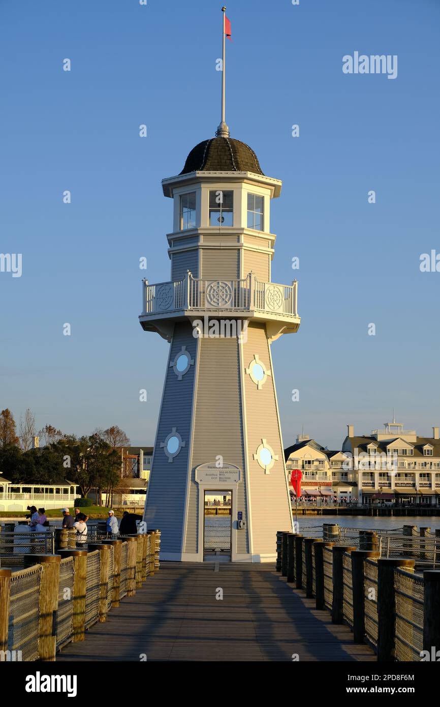 Le phare de bateau de l'amitié de Disneys dans les stations de yacht et de club de plage Banque D'Images