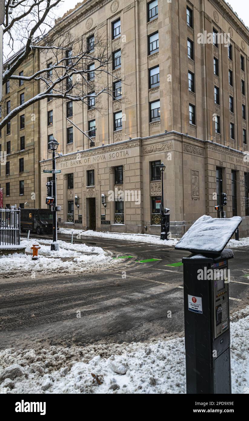 La Banque de Nouvelle-Écosse au 1709, rue Hollis Banque D'Images La Banque de Nouvelle-Écosse au 1709, rue Hollis Banque D'Images