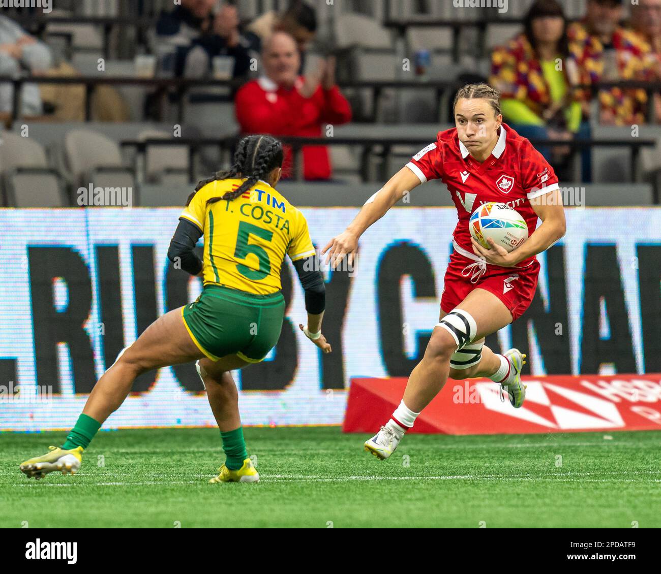 Vancouver, Canada. 4th mars 2023. Krissy Scurfield du Canada court avec le ballon pendant HSBC Canada Sevens contre le Brésil à BC place. Crédit : Joe ng Banque D'Images