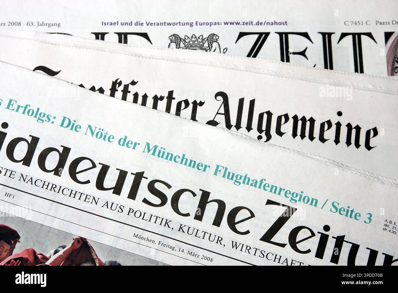 Journaux allemands, Sueddeutsche Zeitung, Frankfurter Allgemeine, Die Zeit , Allemagne Banque D'Images