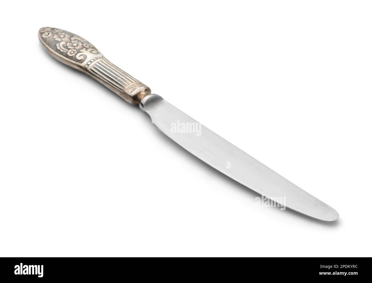 Table Old silver knife isolated on white Banque D'Images