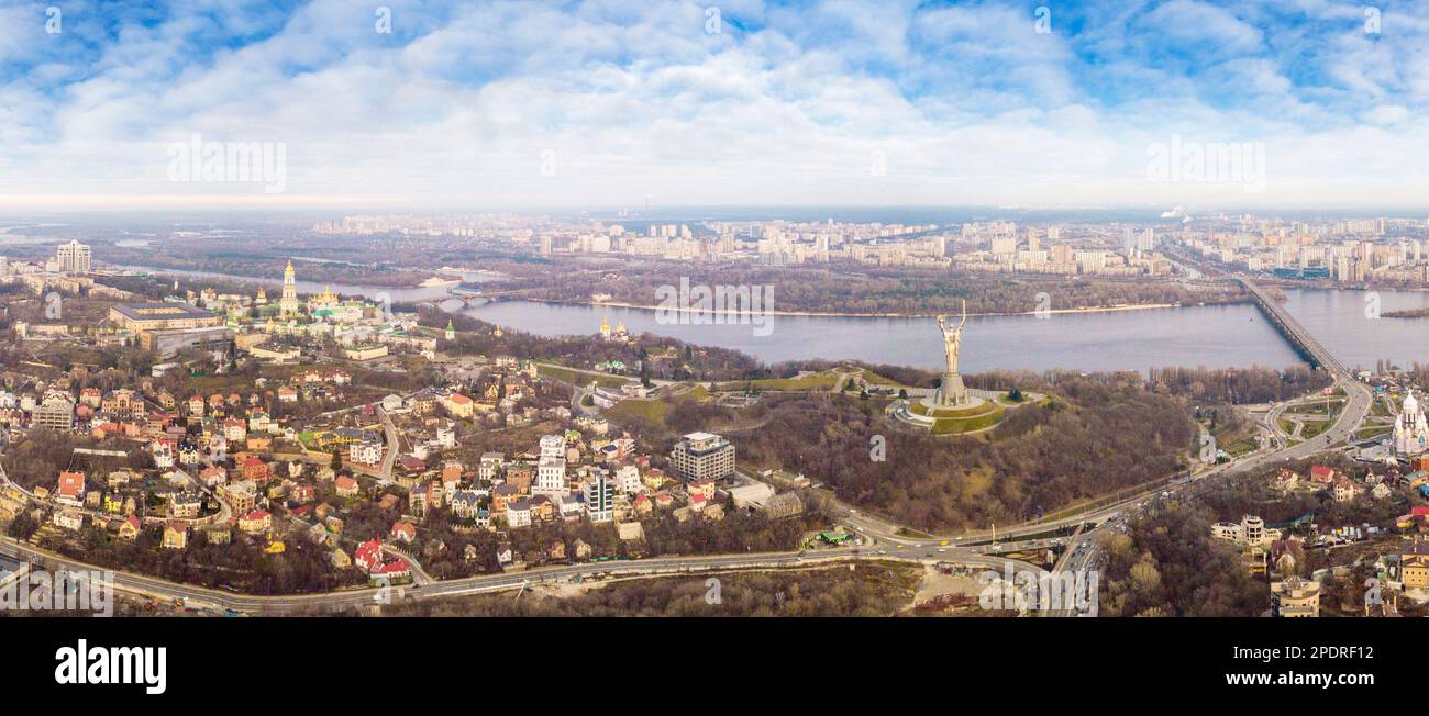 Ville depuis les airs. Kyev. Ukraine. Quartiers résidentiels. Banque D'Images