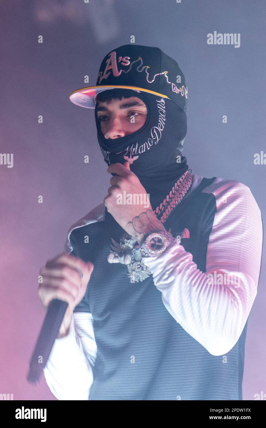 Le chanteur italien de rap/hip hop Shiva lors du concert Milano Demons ...