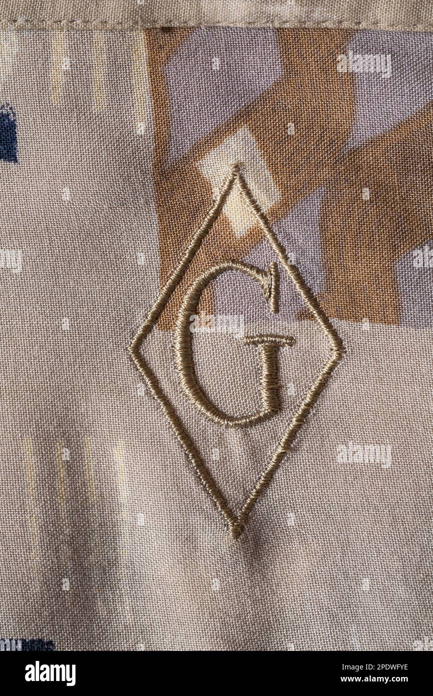 Lettre G cousue en chemise Gabicci pour homme Banque D'Images
