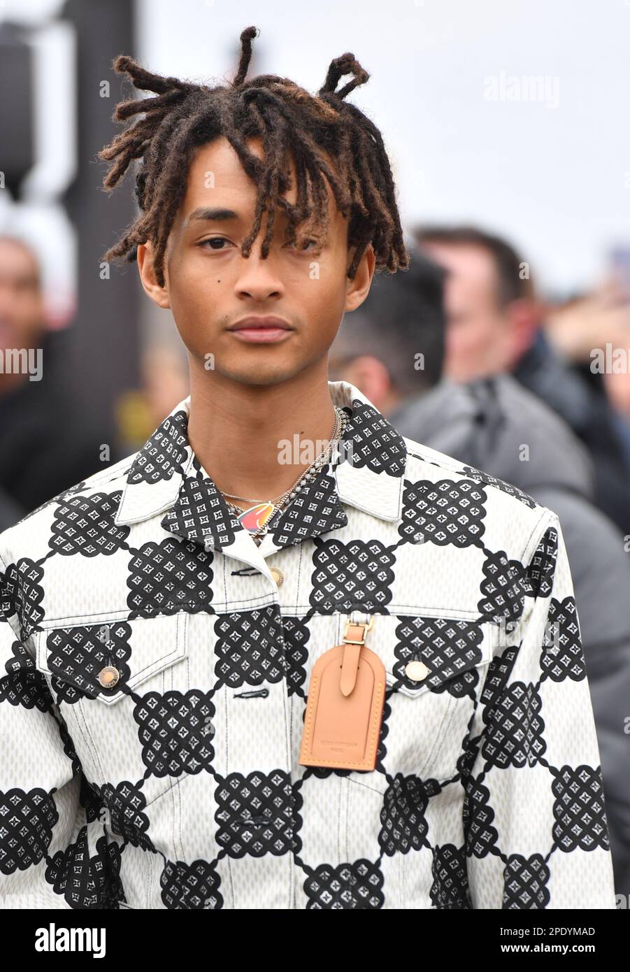 Jaden Smith à l'extérieur de Louis Vuitton, pendant la semaine de la mode à Paris Banque D'Images