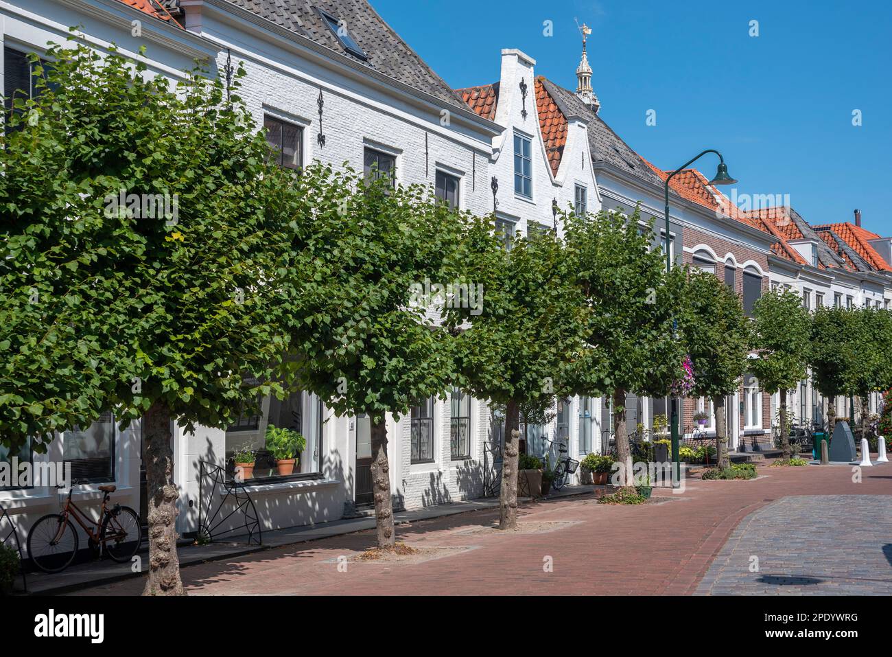 Façades de maisons historiques de Poststraat, Zierikzee, Zélande, pays-Bas, Europe Banque D'Images