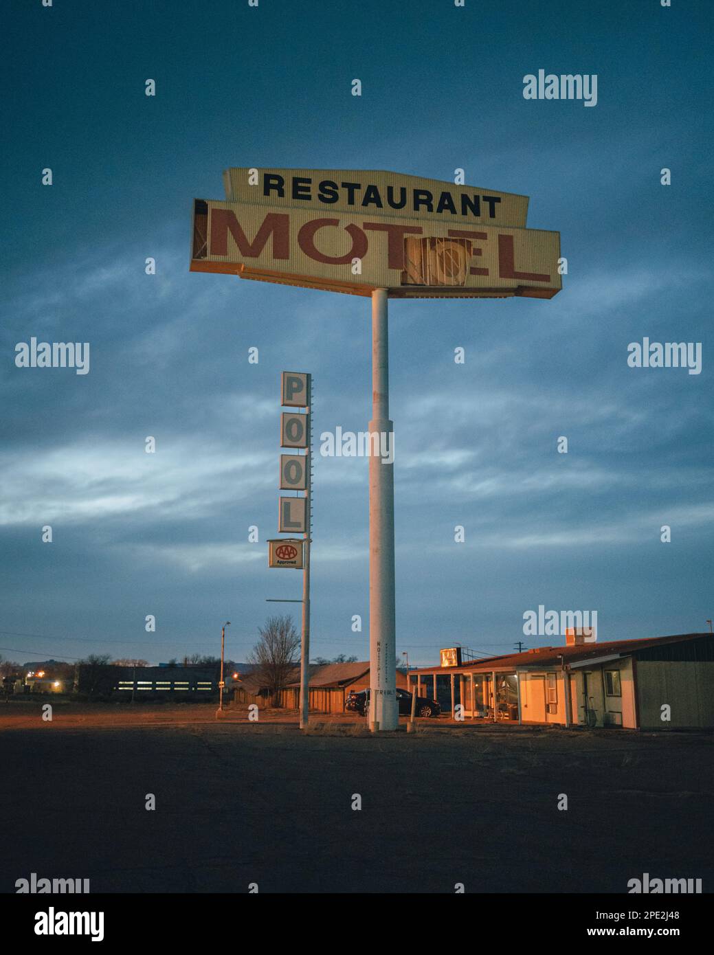 Vieux panneaux indiquant le motel la nuit, Green River, Utah Banque D'Images